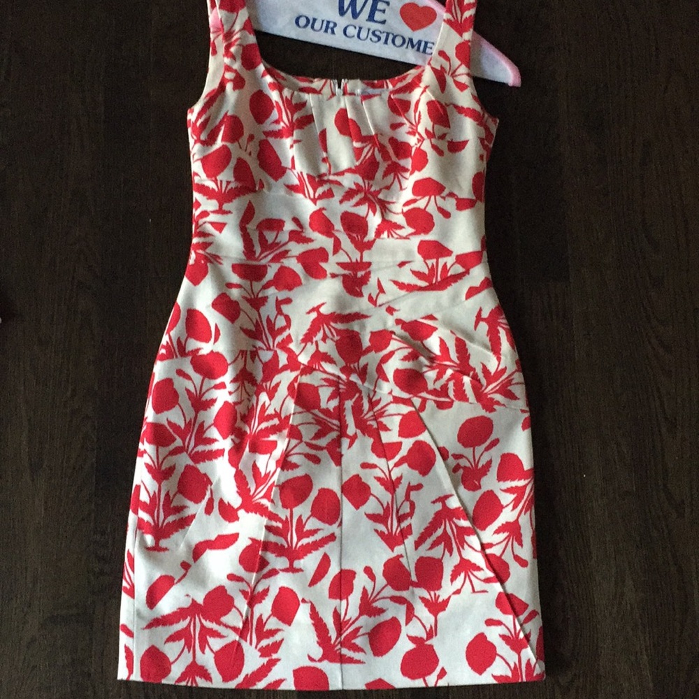 Women’s dress